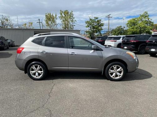 2010 Nissan Rogue SL