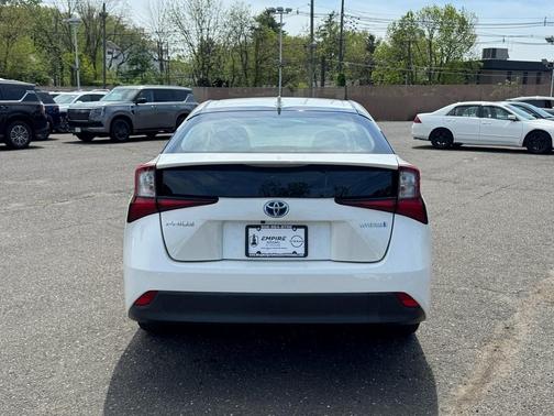 2019 Toyota Prius L