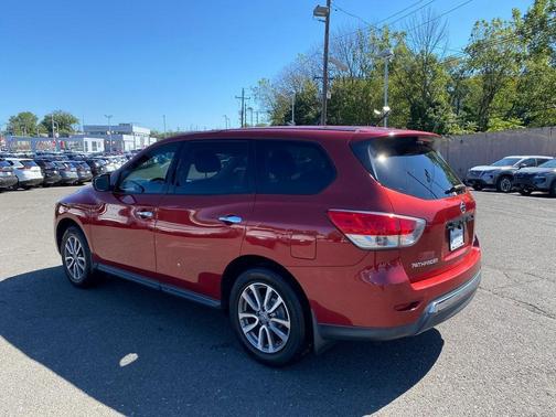 2014 Nissan Pathfinder S