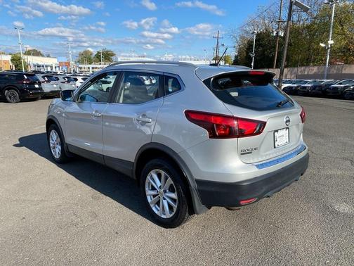 2018 Nissan Rogue Sport SV