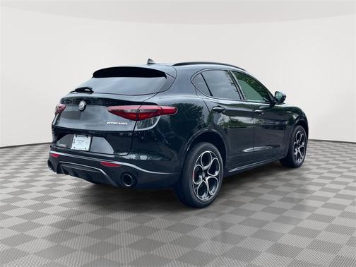 2022 Alfa Romeo Stelvio Veloce
