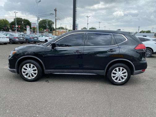 2017 Nissan Rogue S
