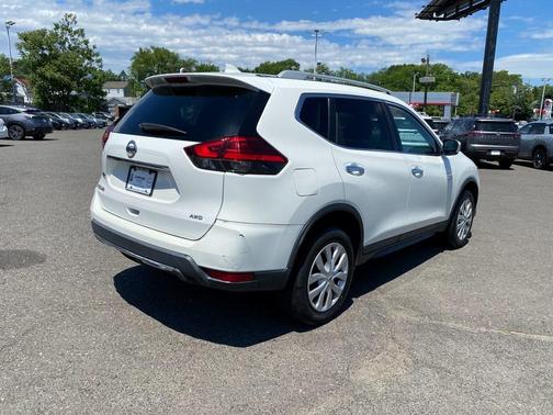 2017 Nissan Rogue S