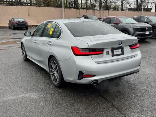 2020 BMW 330 i