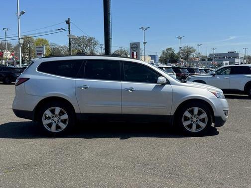2017 Chevrolet Traverse 1LT