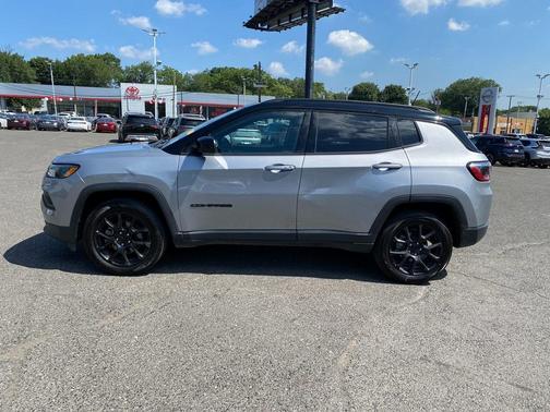 2022 Jeep Compass Altitude