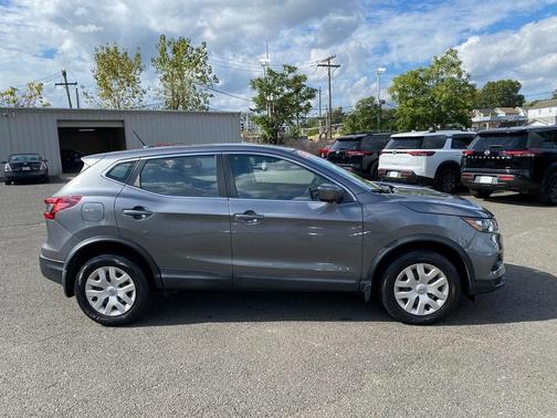 2020 Nissan Rogue Sport S