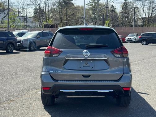 2020 Nissan Rogue S