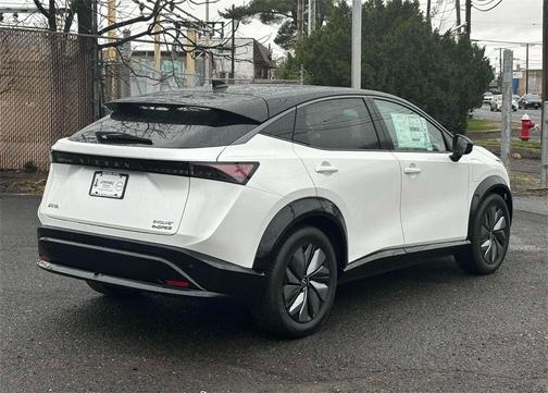 2025 Nissan ARIYA EVOLVE+