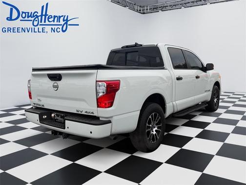 2024 Nissan Titan SV