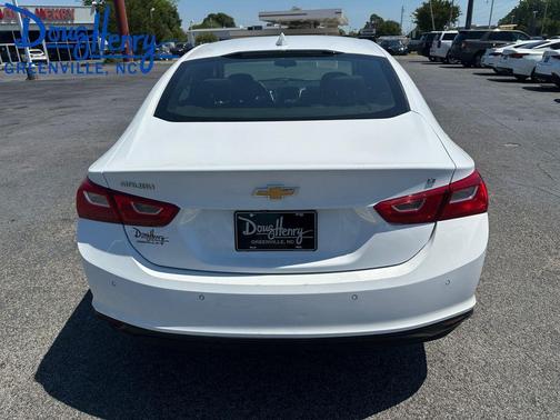 Summit White 2024 Chevrolet Malibu LT