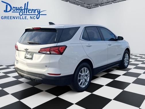 Summit White 2024 Chevrolet Equinox LT