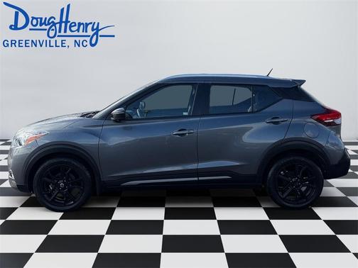 2020 Nissan Kicks SR