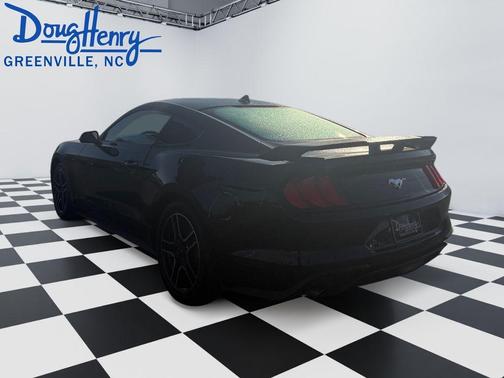 2020 Ford Mustang EcoBoost