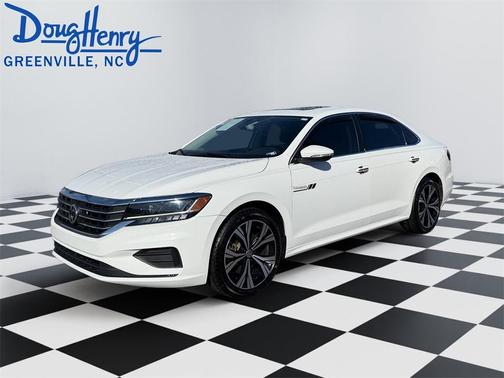 2022 Volkswagen Passat 2.0T SE