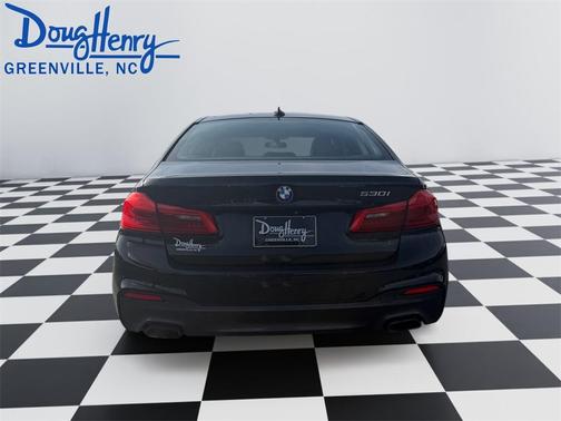 2019 BMW 530 i