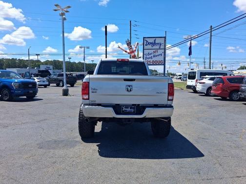Bright Silver Clearcoat Metallic 2016 RAM 2500 SLT