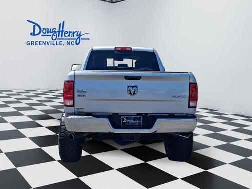 Bright Silver Clearcoat Metallic 2016 RAM 2500 SLT