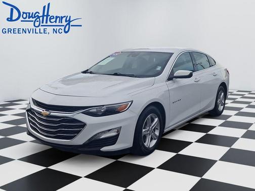 Summit White 2024 Chevrolet Malibu LT