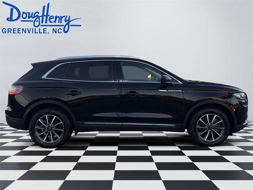 2022 Lincoln Nautilus Standard