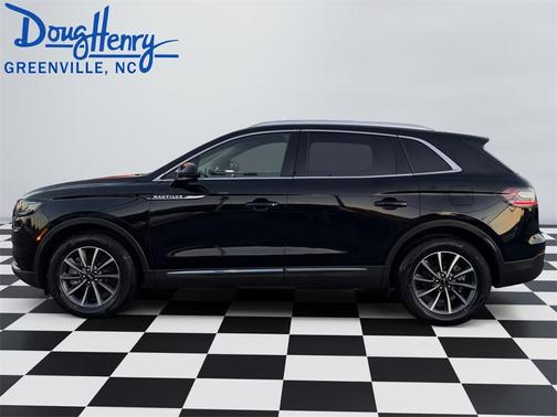 2022 Lincoln Nautilus Standard