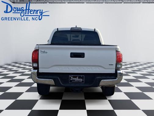 Super White 2019 Toyota Tacoma SR5