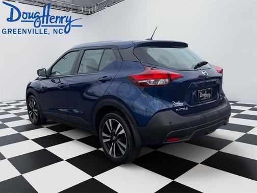 2020 Nissan Kicks SV