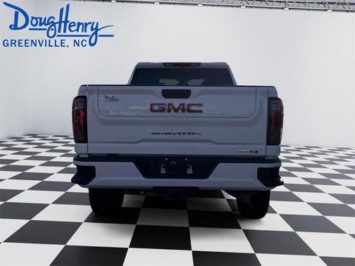 2024 GMC Sierra 2500 AT4