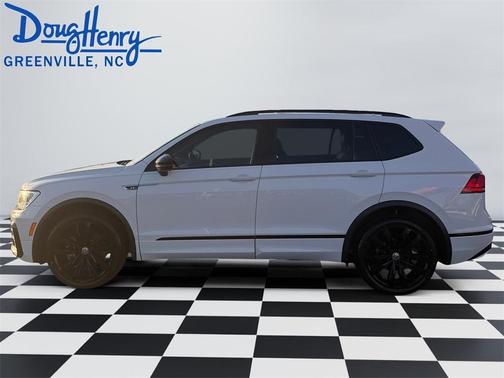 2021 Volkswagen Tiguan 2.0T SE R-Line Black