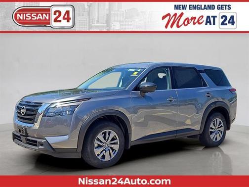 2025 Nissan Pathfinder S