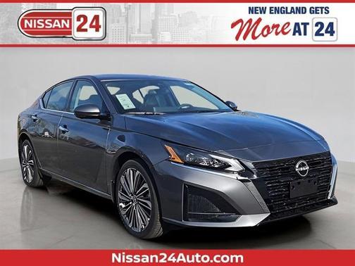 2025 Nissan Altima SL