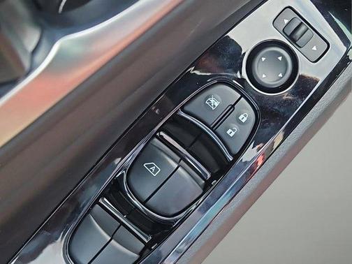 2025 Nissan Altima SL