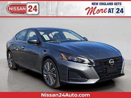 2025 Nissan Altima SL