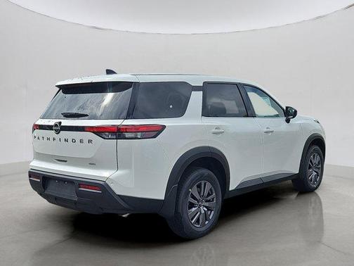 2025 Nissan Pathfinder S