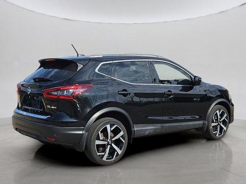 2020 Nissan Rogue Sport SL