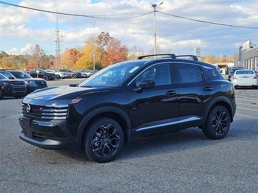 2026 Nissan Kicks SR