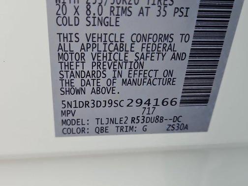 2025 Nissan Pathfinder Platinum