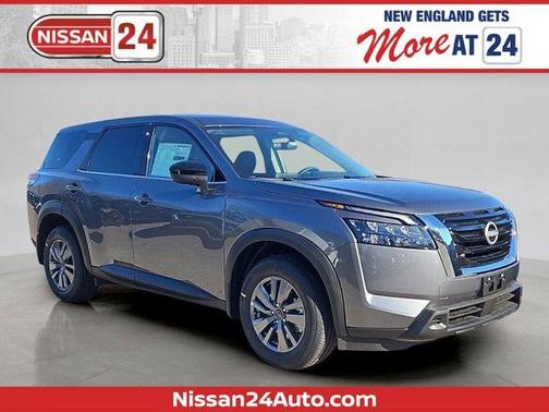 2025 Nissan Pathfinder S