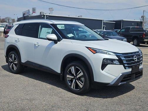 2025 Nissan Rogue SL
