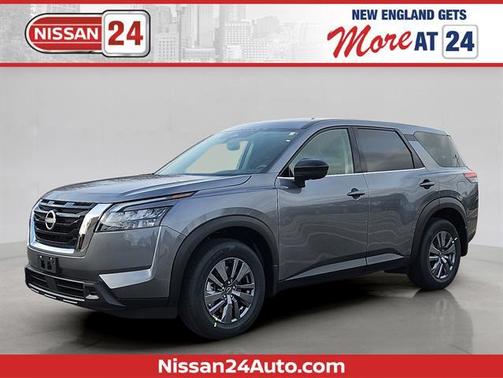 2025 Nissan Pathfinder S
