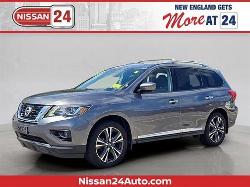 2017 Nissan Pathfinder Platinum