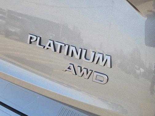 2025 Nissan Rogue Platinum