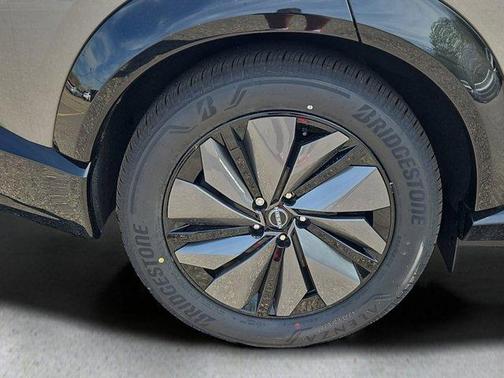 2025 Nissan ARIYA EVOLVE+