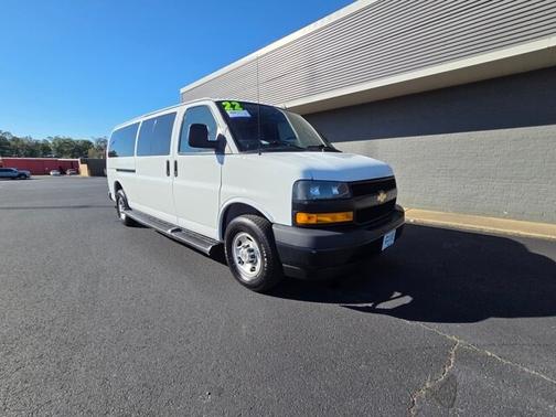 2022 Chevrolet Express 3500 LS