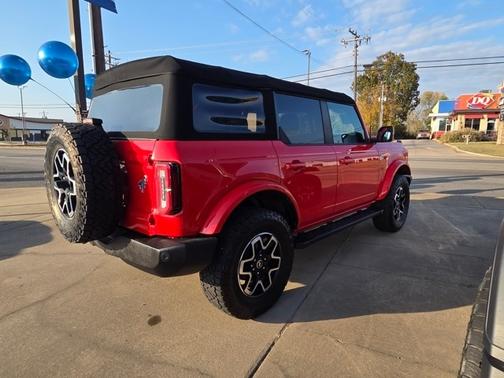 2021 Ford Bronco OUTER BANKS