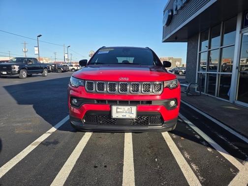 2024 Jeep Compass LATITUDE
