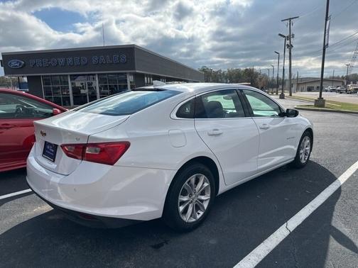 2024 Chevrolet Malibu LT W/1LT