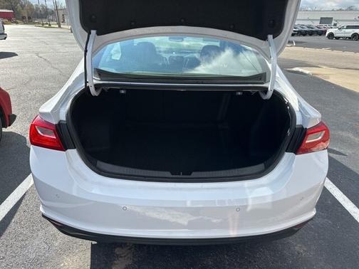 2024 Chevrolet Malibu LT W/1LT