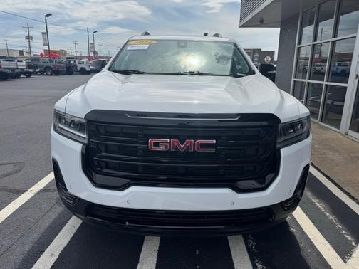 2022 GMC Acadia SLE