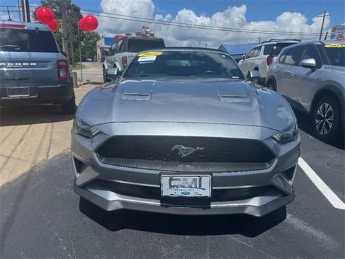 2022 Ford Mustang ECOBOOST PREMIUM